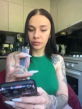 Snapshot of Queen_of_pain chatting on June 2, 2026, 6:59 am Queen of pain online show from June 2, 2026, 6:59 am
