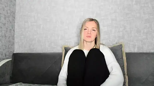 Snapshot of iam_Venus chatting on April 30, 2026, 8:57 pm iam Venus online show from April 30, 2026, 8:57 pm