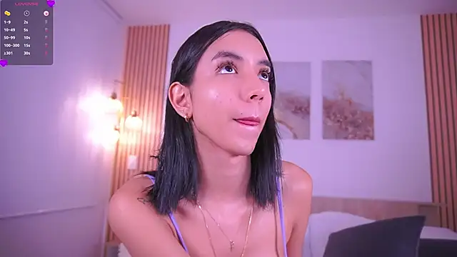 LillyThompson online show from January 17, 2025, 1:25 am