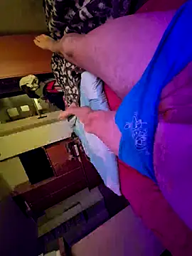 mohton online show from October 31, 2025, 8:10 pm