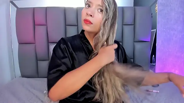  MiaBrown  online show from February 24, 2025, 12:05 pm