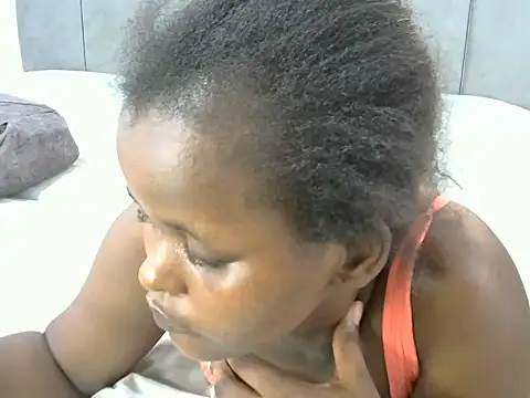 Lusty vybez online show from November 24, 2025, 7:52 am