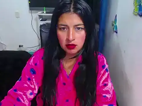 Yunhot  online show from January 31, 2025, 6:13 am