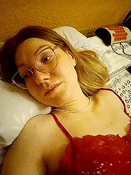  Sweet Love  online show from January 14, 2025, 1:36 am