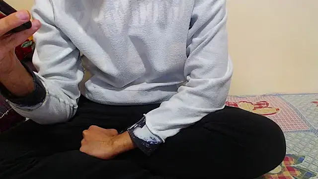 Alexdelarge323 online show from February 11, 2025, 4:56 pm