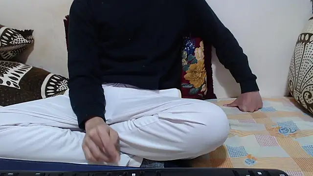 Alexdelarge323 online show from February 18, 2026, 12:34 pm