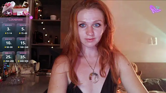 Snapshot of Cassie_Wild chatting on June 21, 2026, 12:41 pm Cassie Wild online show from June 21, 2026, 12:41 pm
