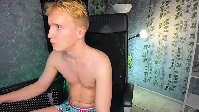 AlexxSweet online show from December 22, 2024, 4:38 pm