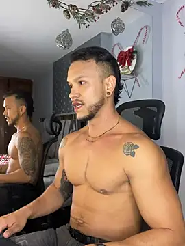 ARON TAYLER01 online show from December 13, 2024, 12:28 pm