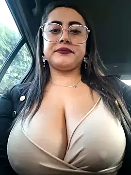 Oryk    online show from February 12, 2025, 9:01 pm