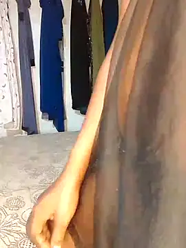 NicRaisaa online show from February 19, 2025, 4:12 am