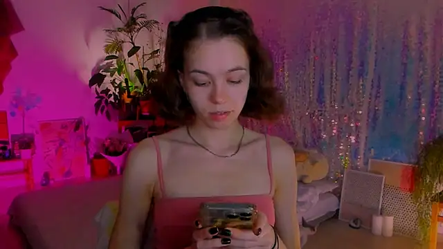 poli   online show from January 13, 2025, 10:03 pm