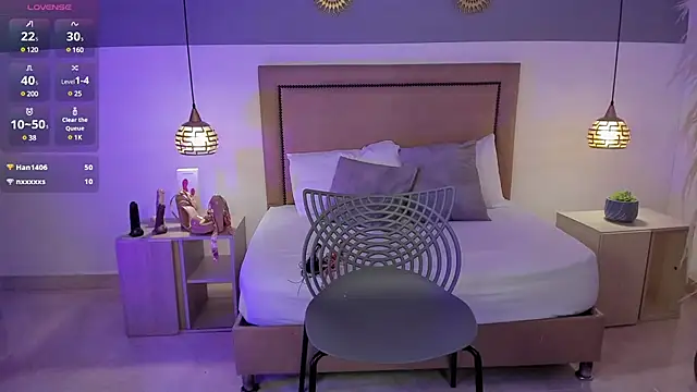 valeria acosta  online show from February 12, 2025, 7:13 am