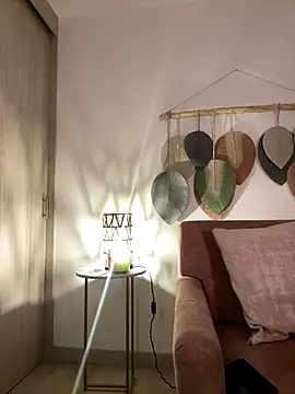 Snapshot of Im_Valentina chatting on November 10, 2025, 11:04 pm Im Valentina online show from November 10, 2025, 11:04 pm