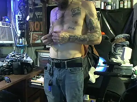 CloudDadddyyy420 online show from January 19, 2025, 4:12 am