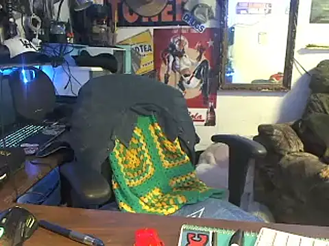 CloudDadddyyy420 online show from September 14, 2025, 7:13 pm