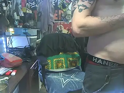 CloudDadddyyy420 online show from September 23, 2025, 1:30 am