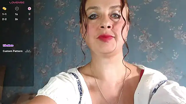 VanezaSmith online show from September 20, 2025, 7:09 am