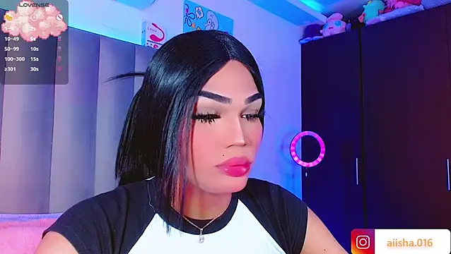 AiishaRose online show from January 19, 2025, 1:12 pm