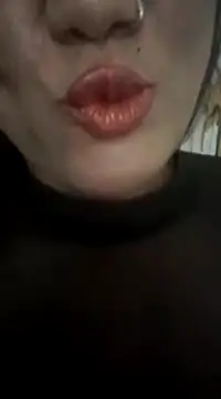 Indianpleasure300 online show from December 9, 2024, 6:12 am