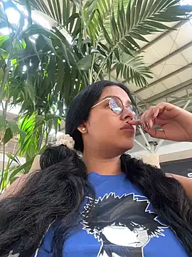 Annya-sweet online show from February 3, 2025, 3:17 pm