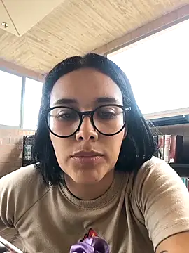 Annya-sweet online show from April 7, 2026, 6:41 pm