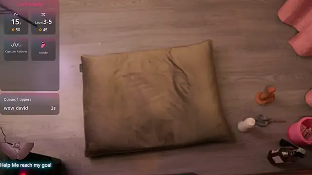 Redhead Shark new online show from February 1, 2025, 10:23 pm