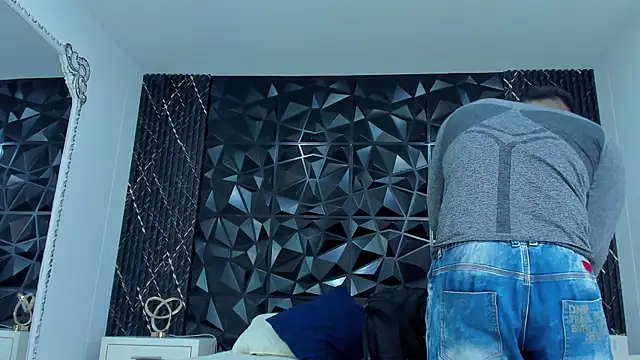 JeffDaltton online show from March 20, 2025, 9:46 pm