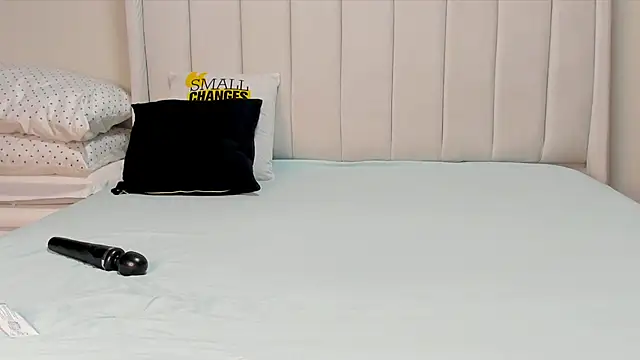  heavenlysent online show from March 4, 2026, 4:18 am