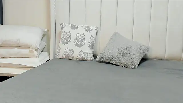  heavenlysent online show from March 30, 2026, 2:34 am