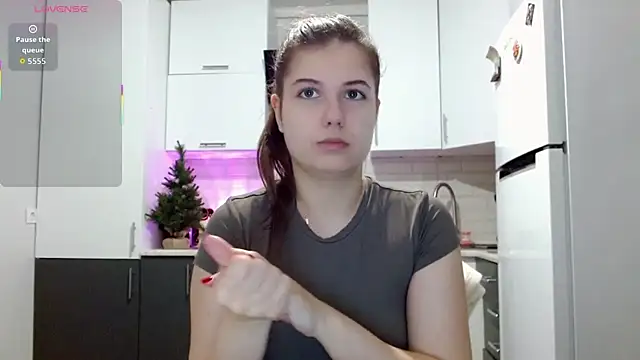 SayMeow  online show from December 19, 2025, 1:34 am