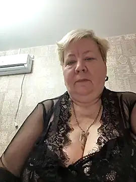 EffectFiona online show from January 18, 2025, 2:25 am