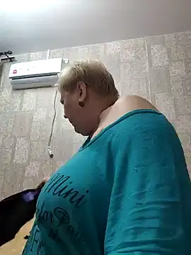 EffectFiona online show from January 19, 2025, 11:21 pm