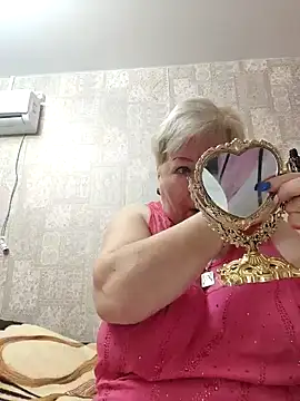 EffectFiona online show from January 29, 2025, 11:04 pm