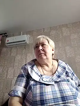 EffectFiona online show from February 27, 2025, 3:47 am