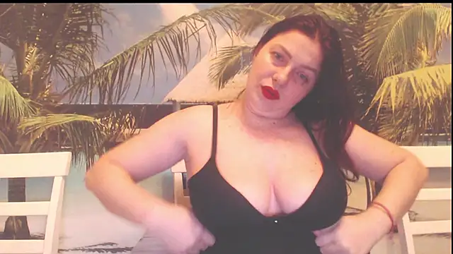 Queen  Natasha online show from February 2, 2026, 9:02 pm