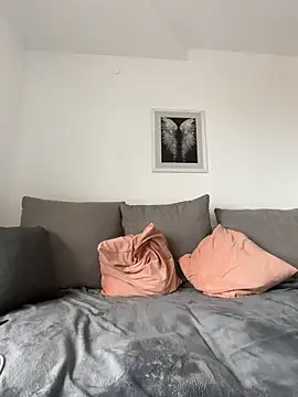 MaviePearl online show from April 22, 2026, 7:33 am