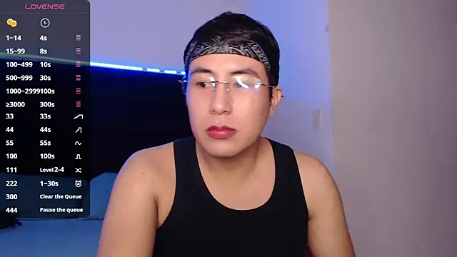 Snapshot of andrewmhilton_ chatting on February 25, 2025, 9:46 pm andrewmhilton online show from February 25, 2025, 9:46 pm