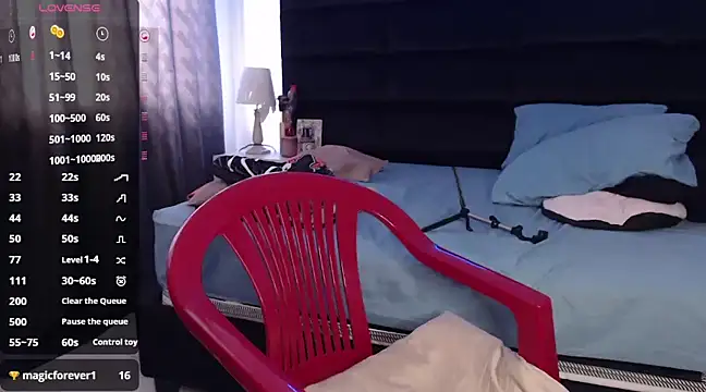 Snapshot of andrewmhilton_ chatting on March 2, 2025, 8:40 pm andrewmhilton online show from March 2, 2025, 8:40 pm