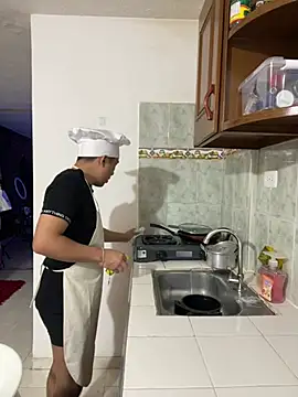 Snapshot of andrewmhilton_ chatting on March 7, 2025, 2:57 am andrewmhilton online show from March 7, 2025, 2:57 am