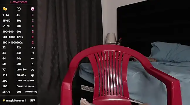 Snapshot of andrewmhilton_ chatting on March 9, 2025, 12:31 am andrewmhilton online show from March 9, 2025, 12:31 am