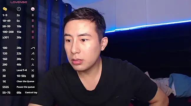 Snapshot of andrewmhilton_ chatting on March 12, 2025, 11:12 pm andrewmhilton online show from March 12, 2025, 11:12 pm