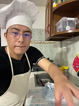 Snapshot of andrewmhilton_ chatting on March 17, 2025, 4:08 am andrewmhilton online show from March 17, 2025, 4:08 am