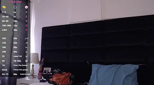 Snapshot of andrewmhilton_ chatting on March 19, 2025, 7:06 pm andrewmhilton online show from March 19, 2025, 7:06 pm