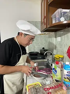 Snapshot of andrewmhilton_ chatting on March 21, 2025, 2:39 am andrewmhilton online show from March 21, 2025, 2:39 am