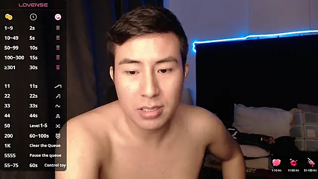 Snapshot of andrewmhilton_ chatting on September 11, 2025, 7:19 am andrewmhilton online show from September 11, 2025, 7:19 am