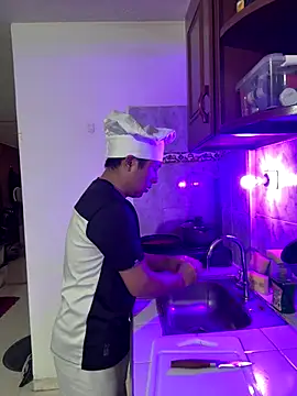 Snapshot of andrewmhilton_ chatting on September 17, 2025, 6:53 pm andrewmhilton online show from September 17, 2025, 6:53 pm