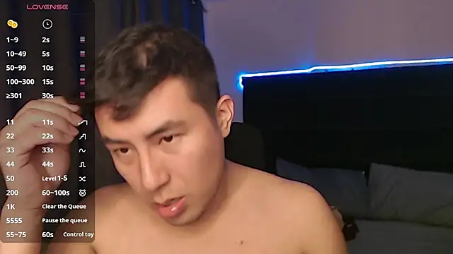 Snapshot of andrewmhilton_ chatting on September 30, 2025, 6:07 am andrewmhilton online show from September 30, 2025, 6:07 am