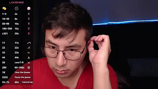 Snapshot of andrewmhilton_ chatting on October 5, 2025, 6:34 am andrewmhilton online show from October 5, 2025, 6:34 am