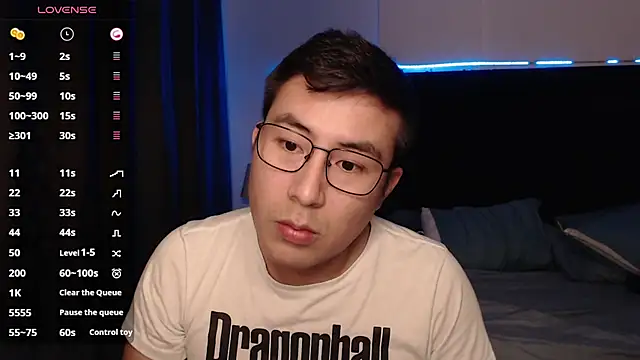 Snapshot of andrewmhilton_ chatting on November 2, 2025, 7:11 am andrewmhilton online show from November 2, 2025, 7:11 am